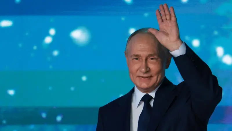 قرار جديد من بوتين لتخليد ذكرى ضحايا الإبادة في الحرب العالمية