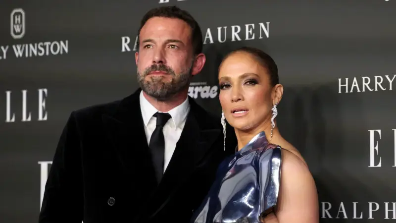 بعد عامين من الزواج.. جينيفر لوبيز وبن أفليك يفترقان