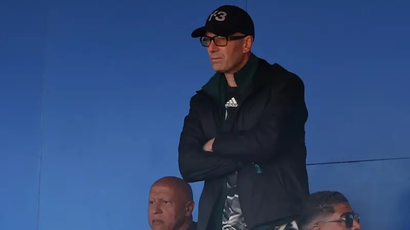 الكشف عن موعد إعلان زين الدين زيدان مدربا لمنتخب فرنسا