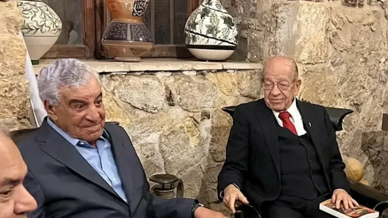 مصر.. لماذا اشتكى الوزير السابق زاهي حواس الدكتور وسيم السيسي؟