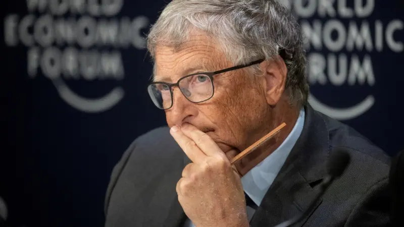 كنوع من التعويض عن "ضرر ترامب".. غيتس يتبرع بثروته لفقراء العالم