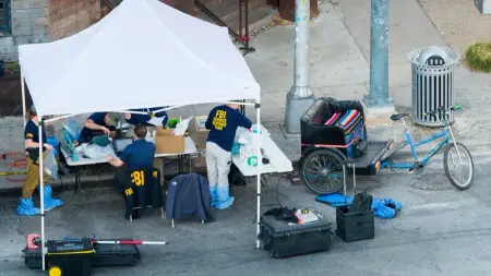 related_news_inside_blogsمنفذ هجوم أوستن كان يرتدي قميصا يحمل العلم الإيراني