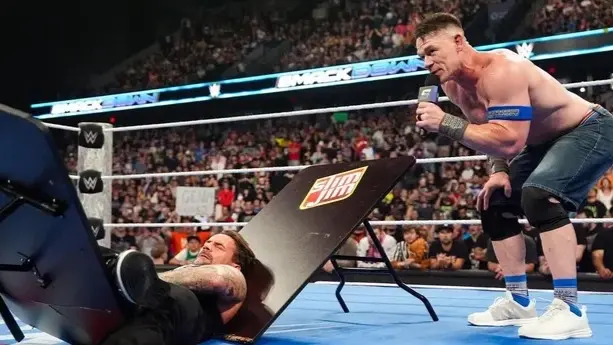 فيديو - جون سينا ينتقم بطريقته من سي إم بانك بعد 14 عامًا من "البايب بومب"