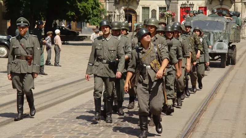 جنيف تحظر رموز النازية في الأماكن العامة