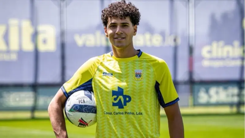 عمر فايد ينتقل إلى نادي أروكا البرتغالي.. تجربة جديدة