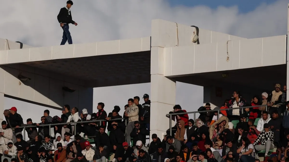 عقب التأهل.. حسام حسن وصلاح يشكران الجماهير المغربية والمصرية 