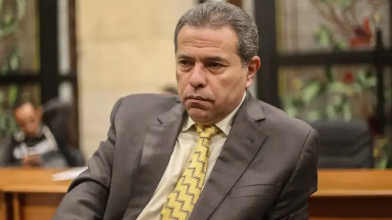 توفيق عكاشة غاضبا: انتوا نسيتوا شارع خالد الإسلامبولي في إيران؟