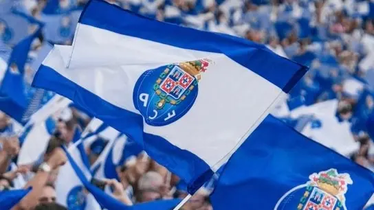 القنوات الناقلة لمباراة بورتو ضد فيتوريا غيماريش اليوم في الدوري البرتغالي مع الموعد