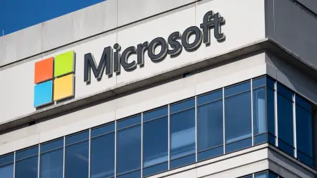 تسريح 1,600 موظف في Xbox وسط موجة انتقادات