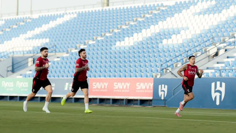 تشكيلة الهلال اليوم أمام الفتح في دوري روشن السعودي.. غيابات بالجملة