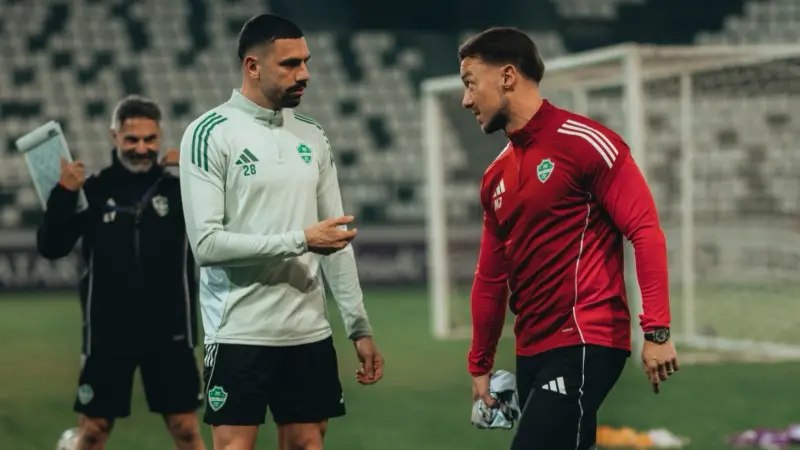 القنوات الناقلة لمباراة الأهلي ضد الشرطة اليوم في دوري أبطال آسيا للنخبة مع الموعد