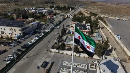 related_news_inside_blogsالداخلية السورية تدين الاعتداء على سفارة دولة الإمارات وتتوعد بملاحقة المتورطين