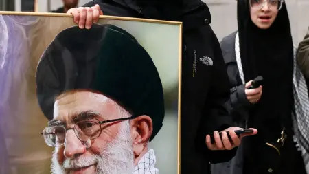 related_news_inside_blogsمجلس خبراء القيادة الإيراني يختار مرشدا جديدا.. من يكون؟