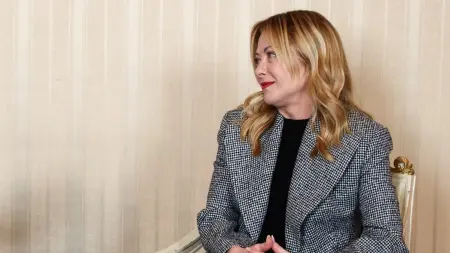 related_news_inside_blogsانقسام أوروبي.. ميلوني تتحدى ميرتس وتدافع عن واشنطن