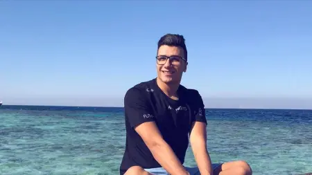 فيديو - نصيحة عثمان أبو لبن.. كلمة جعلت أحمد حسام يرفض الدور