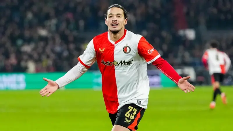 بالأرقام.. موسم استثنائي يمهد لخروج أنيس حاج موسى من فاينورد