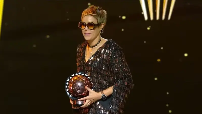 من هي لمياء بومهدي الفائزة بجائزة أفضل مدير فني لفرق السيدات في إفريقيا 2024؟