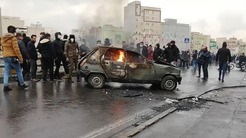 تقرير: صور أشعة توثق إصابات قاتلة في احتجاجات إيران