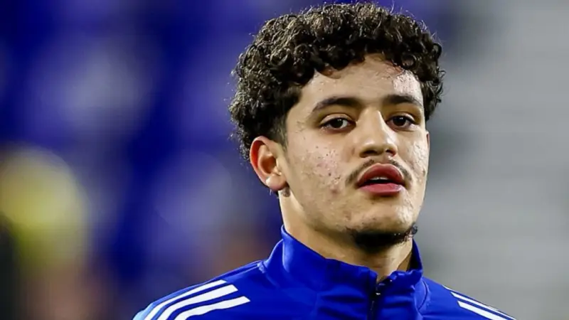 بعد تتويجه بجائزة الأفضل في هولندا.. إسماعيل باعوف يقترب من المنتخب المغربي