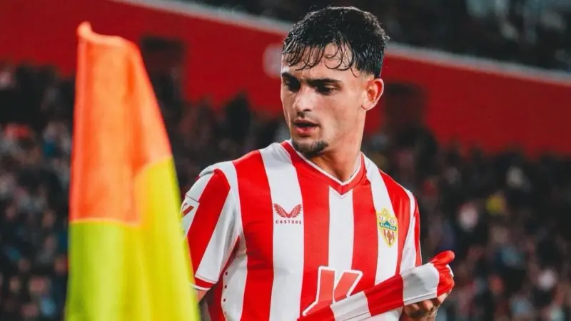 قادما من ألميريا.. من هو مارك بوبيل لاعب أتلتيكو مدريد الجديد؟