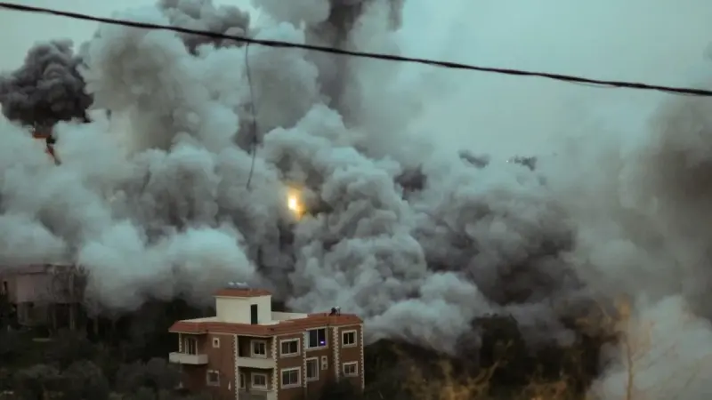 إسرائيل تستهدف مسؤول الدفاع الجوي بـ"حزب الله" بجنوب لبنان