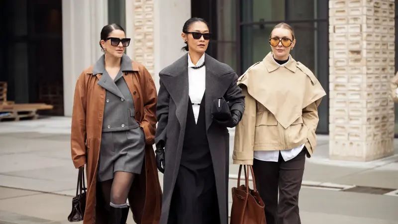 لماذا تعود موضة ملابسك القديمة؟