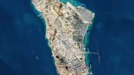 related_news_inside_blogsلماذا تبقى جزيرة خرج مركز النفط في إيران بمنأى عن التدخل حتى الآن؟