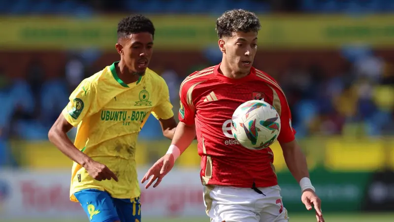 حكم مباراة الأهلي وصن داونز اليوم.. قمة نارية لتجاوز عقبة نصف النهائي