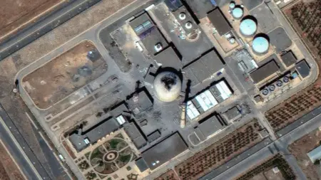 related_news_inside_blogsبعد استهدافها.. ماذا نعرف عن محطة بوشهر النووية؟