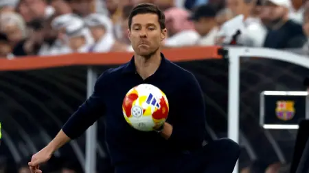 related_news_inside_blogsألونسو يضع شروطه أمام تشيلسي ويعقد حسابات ستامفورد بريدج