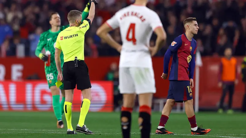 غيابات برشلونة في مباراة اليوم ضد رايو فايكانو.. 5 أسماء لن تخوض المباراة