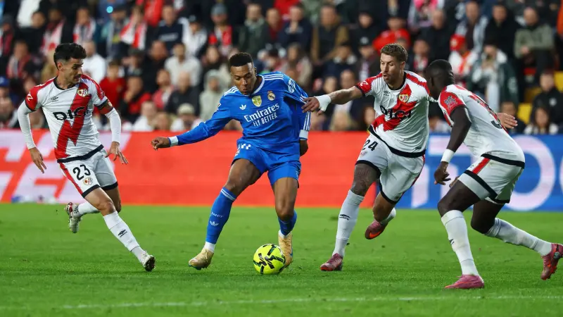 الدوري الإسباني - رايو فاليكانو يوقف سلسلة انتصارات ريال مدريد بتعادل سلبي