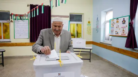 related_news_inside_blogsبين الحرب والحصار.. لماذا عزف الفلسطينيون عن التصويت؟