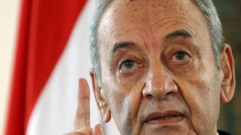 وزراء "حزب الله" وأمل يقاطعون جلسة الحكومة اللبنانية احتجاجا على طرد السفير الإيراني