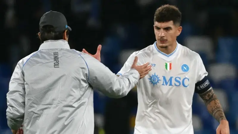 كأس إيطاليا - نابولي إلى ربع النهائي بشق الأنفس