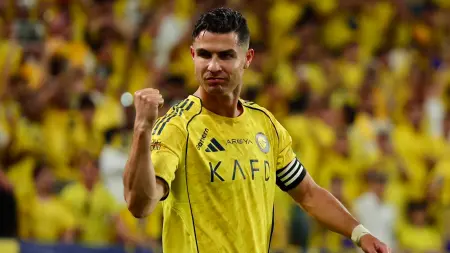 related_news_inside_blogsرونالدو ينتقد "أمورًا سيئة" في الدوري السعودي.. ماذا قال؟