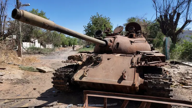 سيطرة للدعم السريع.. ماذا يحدث على الحدود المصرية السودانية الليبية؟