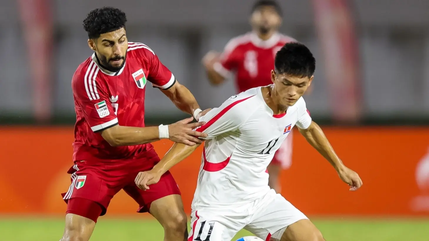 الإمارات تفرض التعادل على كوريا الشمالية (إكس) الإمارات تفرض التعادل على كوريا الشمالية (إكس)