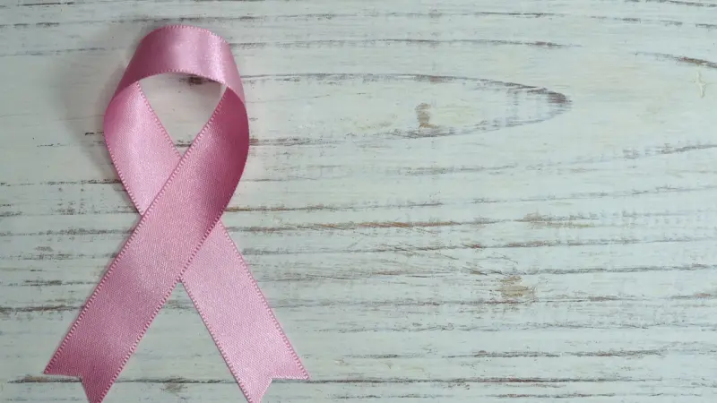 لماذا تتكرّر الإصابة ببعض أنواع سرطان الثدي؟