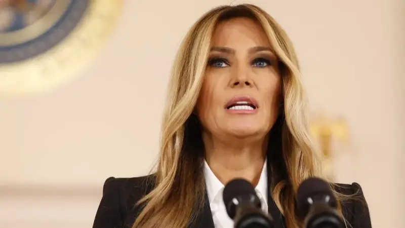 ميلانيا ترامب تعلن أنها تتواصل مع بوتين لهذا السبب