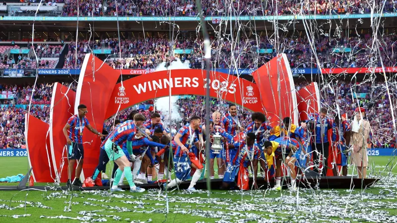 بعد الاستبعاد من الدوري الأوروبي.. كريستال بالاس يستأنف ضد قرار "يويفا"