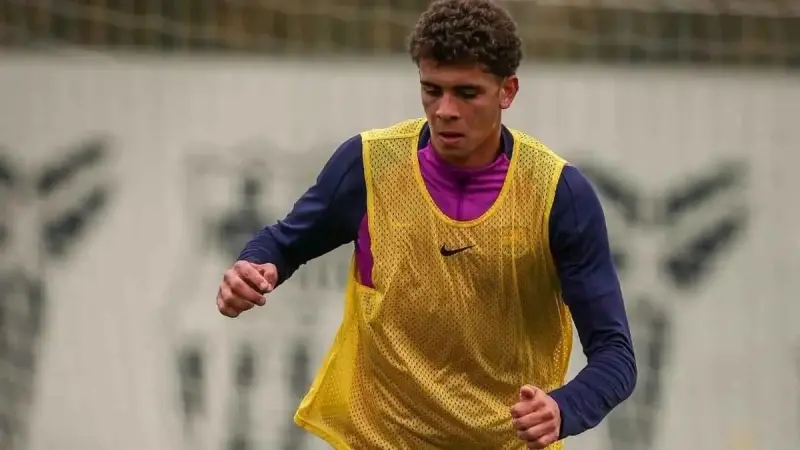 للمباراة الـ3.. حمزة عبد الكريم يقود برشلونة في نهائي كأس ملك إسبانيا ضد ريال بيتيس