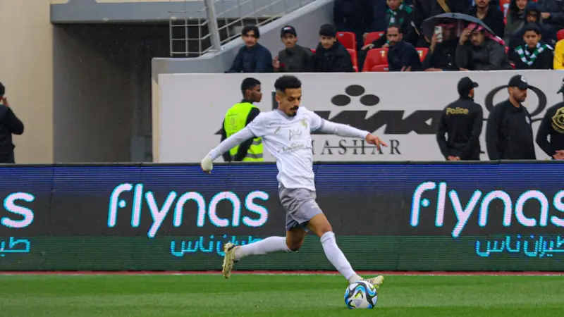 القنوات الناقلة وموعد مباراة أبها والطائي اليوم.. مواجهة النجاة من مذيلة الترتيب