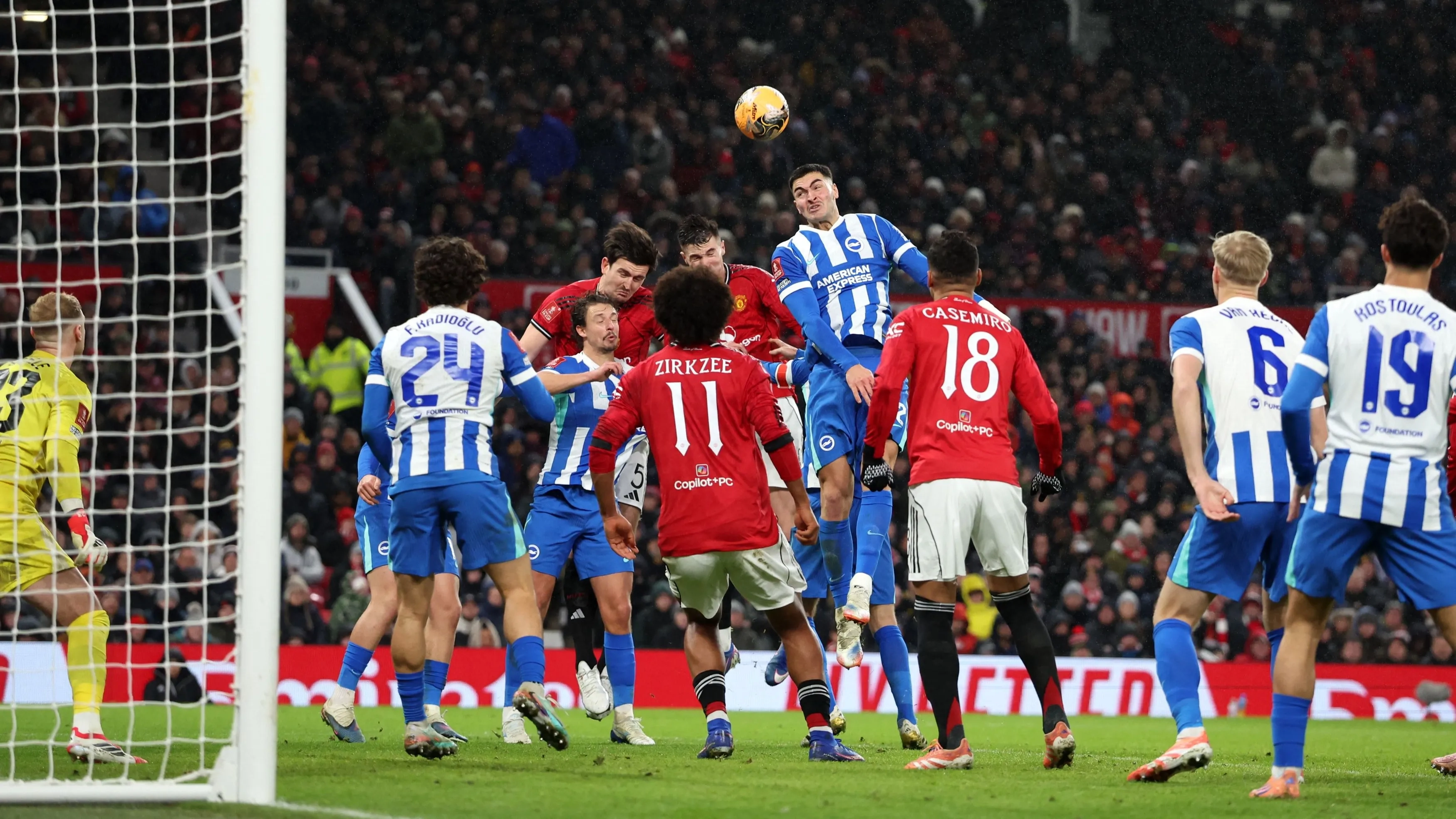 كأس الاتحاد الإنجليزي - مانشستر يونايتد يخسر من برايتون ويكرر رقما سلبيا بعد 38 عاما 