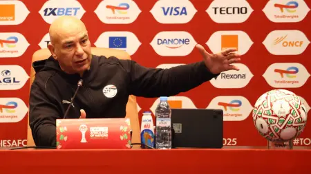 related_news_inside_blogsبدون محمد صلاح.. حسام حسن يعلن قائمة منتخب مصر لمواجهة السعودية وإسبانيا وديًا