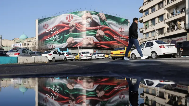 المشهد باختصار: مبعوثا ترامب في إسرائيل.. وإيران تُنذر بحرب شاملة