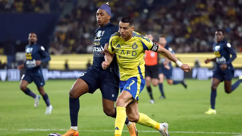 عقبة الأخدود تختبر طموحات النصر للهروب بصدارة الدوري السعودي