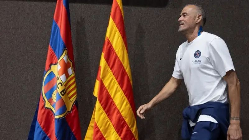 برشلونة وباريس - الساحر الذي يخشاه.. لويس إنريكي يشبه بيدري بـ"هاري بوتر"