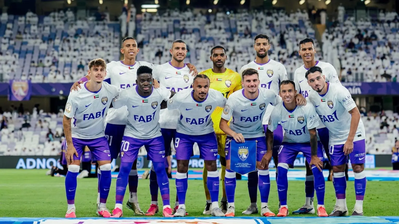 العين الإماراتي يبدأ موسما جديدا سعيا لمواصلة هيمنته على الدوري الإماراتي (إكس) العين الإماراتي يبدأ موسما جديدا سعيا لمواصلة هيمنته على الدوري الإماراتي (إكس)