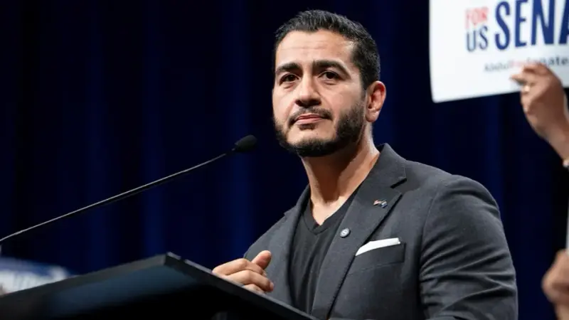 كيف رد عبد الرحمن السيد مرشح الديمقراطيين عن علاقته بـ"الإخوان المسلمين"؟